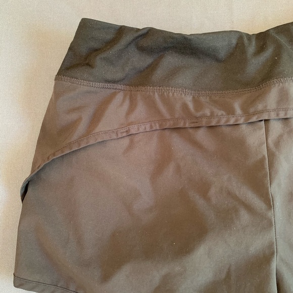 Old Navy Black Running and Workout Shorts - Picture 5 of 6